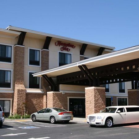Hampton By Hilton Hotel Brentwood Bagian luar foto