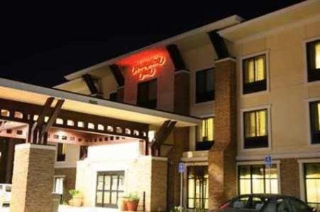 Hampton By Hilton Hotel Brentwood Bagian luar foto